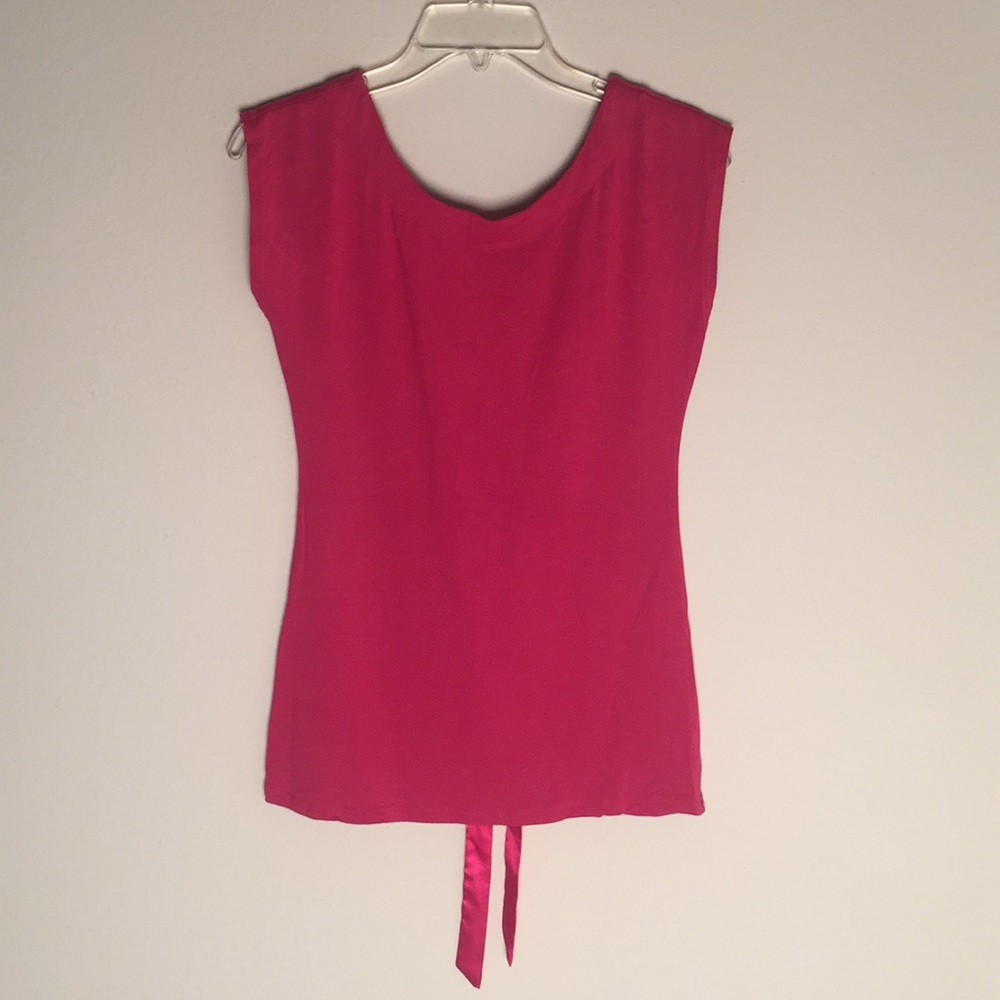 Fuschia Sleeveless Blouse Size Medium - Picture 3 of 4